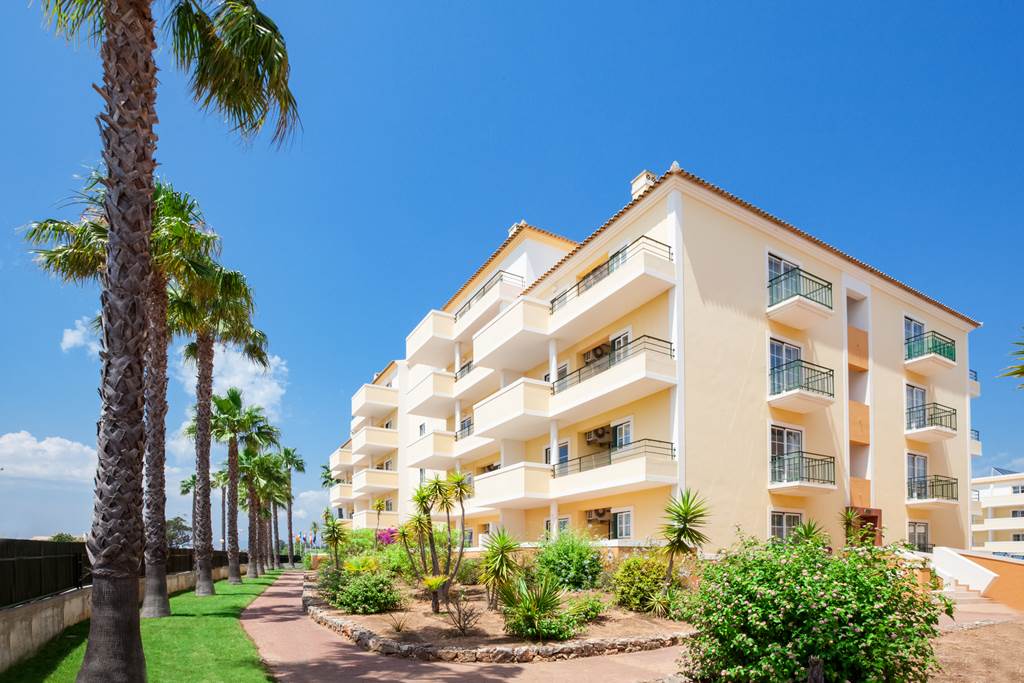 FAO_69567_Vitors_Plaza_1017_25