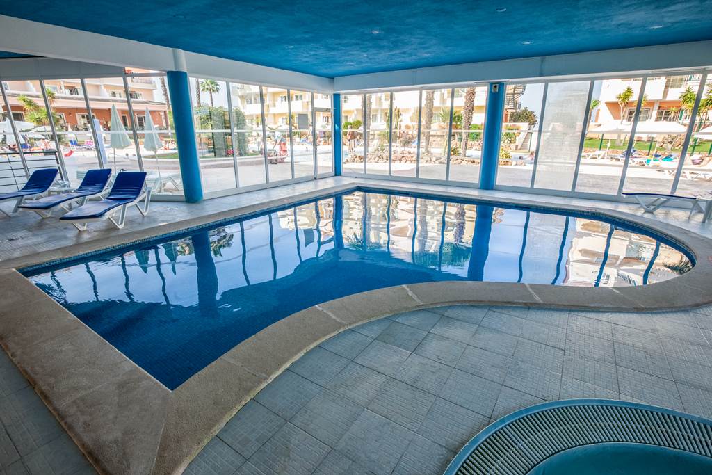 FAO_69567_Vitors_Plaza_1017_30