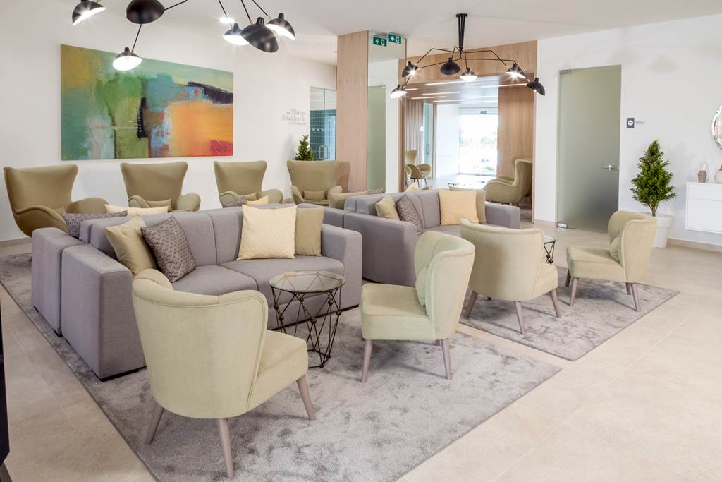 FAO_69567_Vitors_Plaza_1017_50