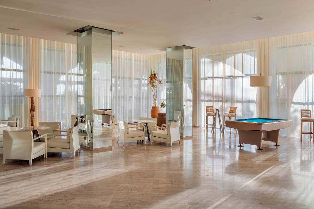 FAO_70000_Crowne_Plaza_Vilamoura_0722_17