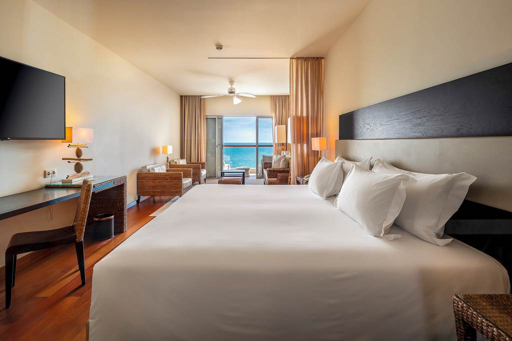 FAO_70000_Crowne_Plaza_Vilamoura_0722_23