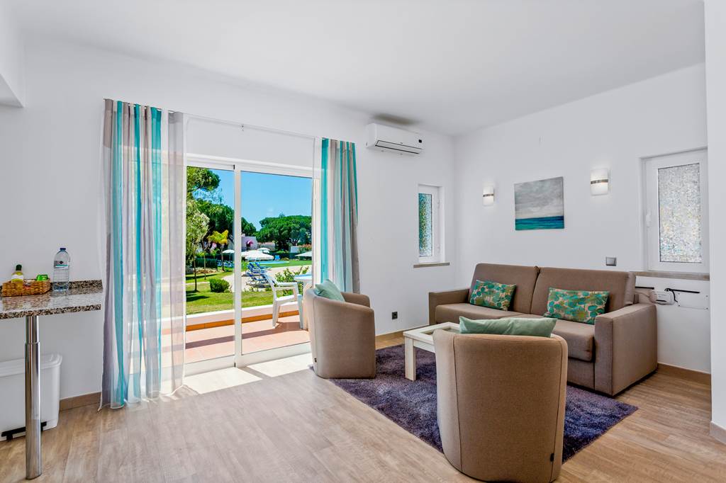 FAO_73837_Prado_Villas_0723_10