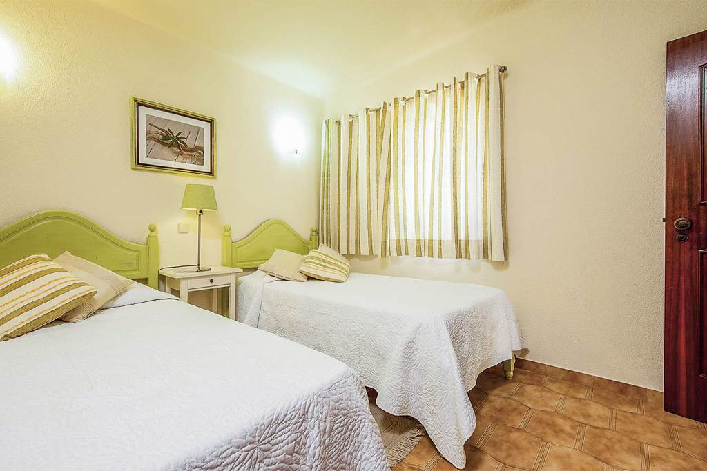 FAO_86900_Villa_Daffodil_Golf_1223_13