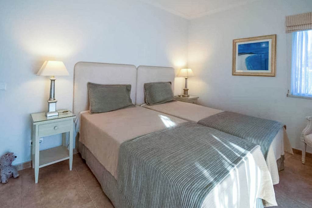 FAO_87143_Villa_Sunset_Golf_0124_11