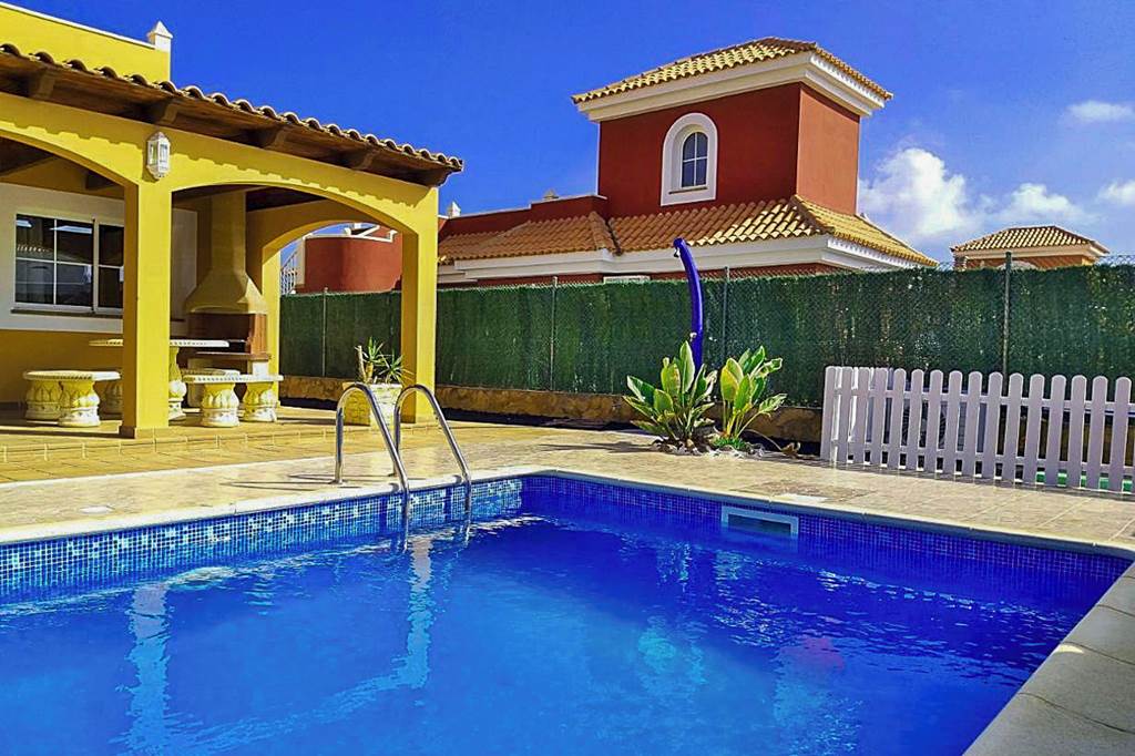 Villa Valeria Caleta