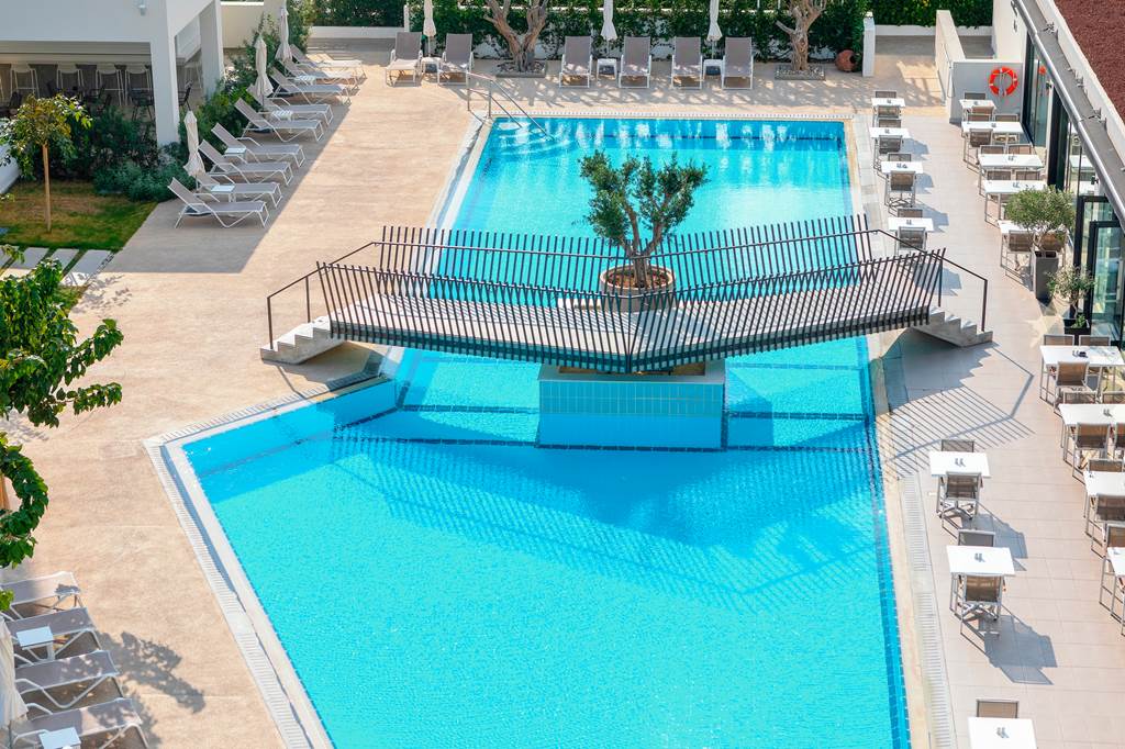 PFO_69403_Anemi_Hotel__Executive_Suites_0123_06