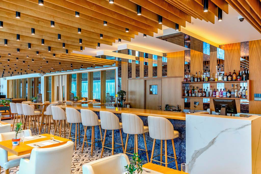 PFO_69403_Anemi_Hotel__Suites_0719_15