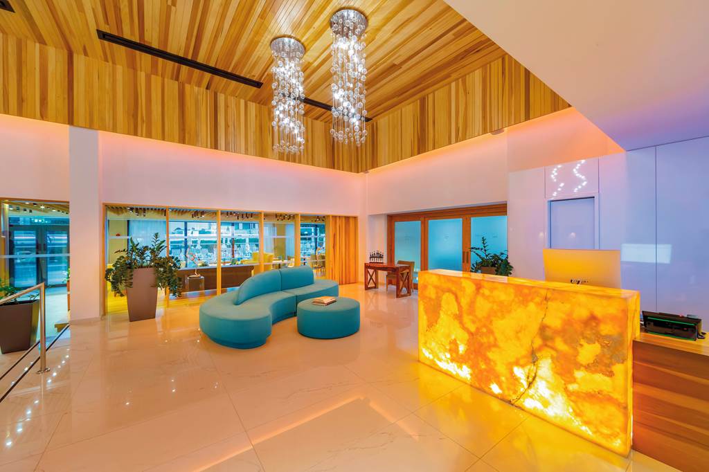 PFO_69403_Anemi_Hotel__Suites_0719_29