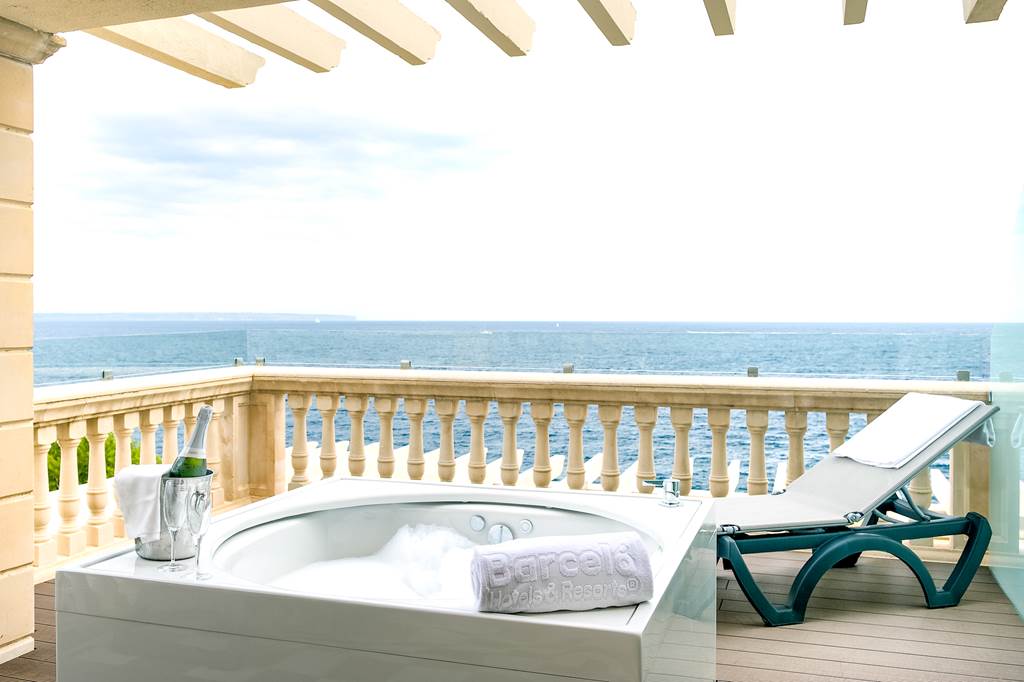 PMI_601_Barcelo_Illetas_Albatros_0318_04