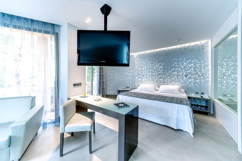 PMI_601_Barcelo_Illetas_Albatros_0318_05