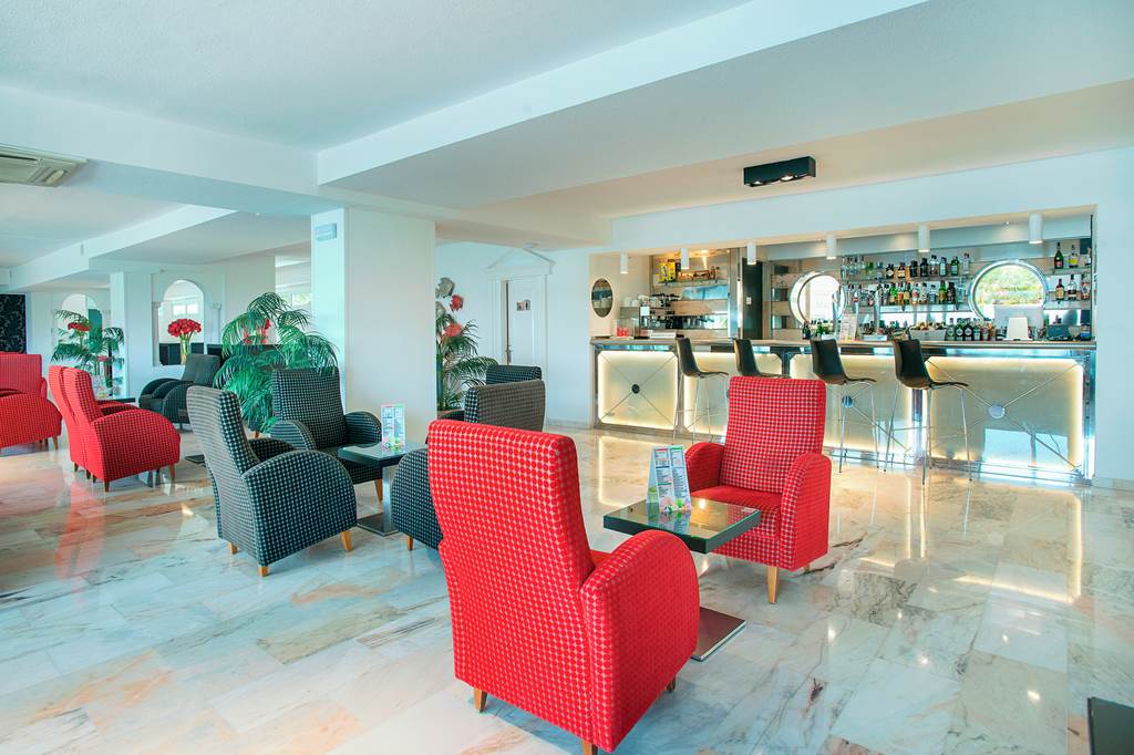 PMI_633_Marina_Portals_Hotel_0723_26