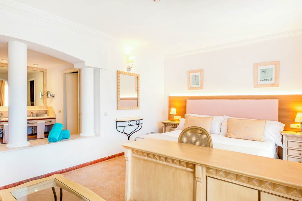 PMI_71468_VIVA_Cala_Mesquida_Suites_and_Spa_Adults_Only_0822_02