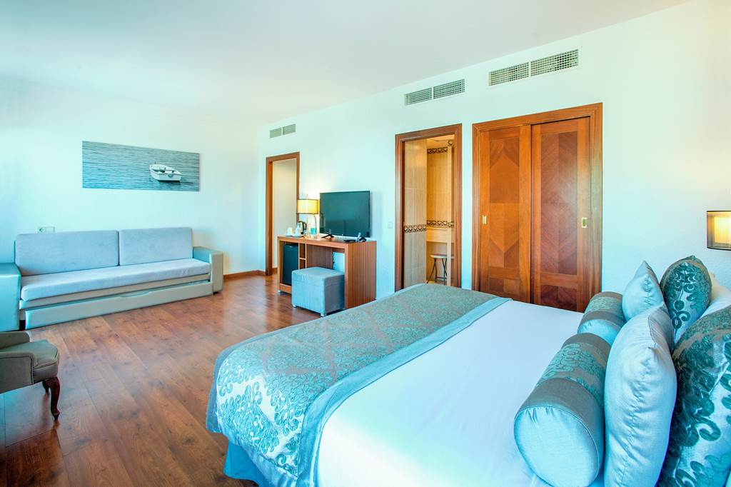 PMI_72360_Zafiro_Rey_Don_Jaime_0723_10