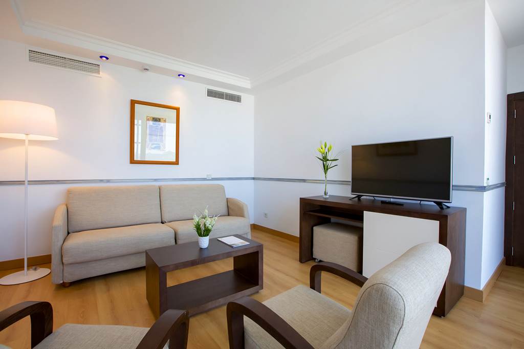 PMI_72816_Hipotels_Eurotel_Punta_Rotja_0422_21