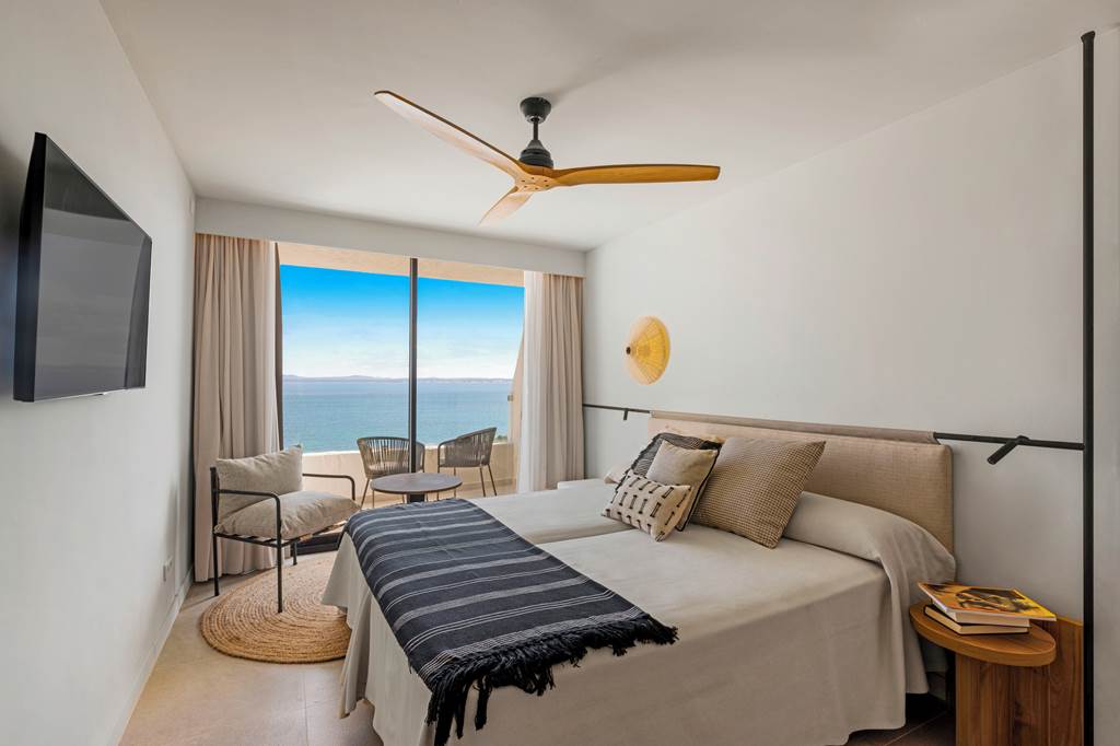 PMI_73674_Inmood_Aucanada_formerly_Hotel_President_0623_15