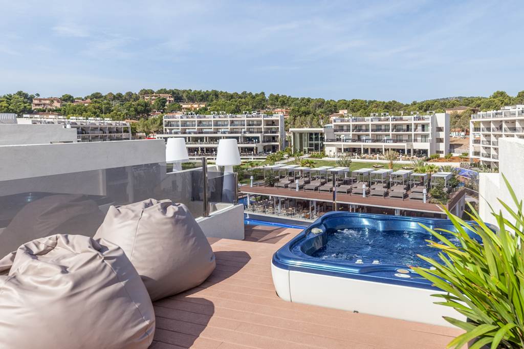 PMI_74443_Zafiro_Palace_Palmanova_0617_01