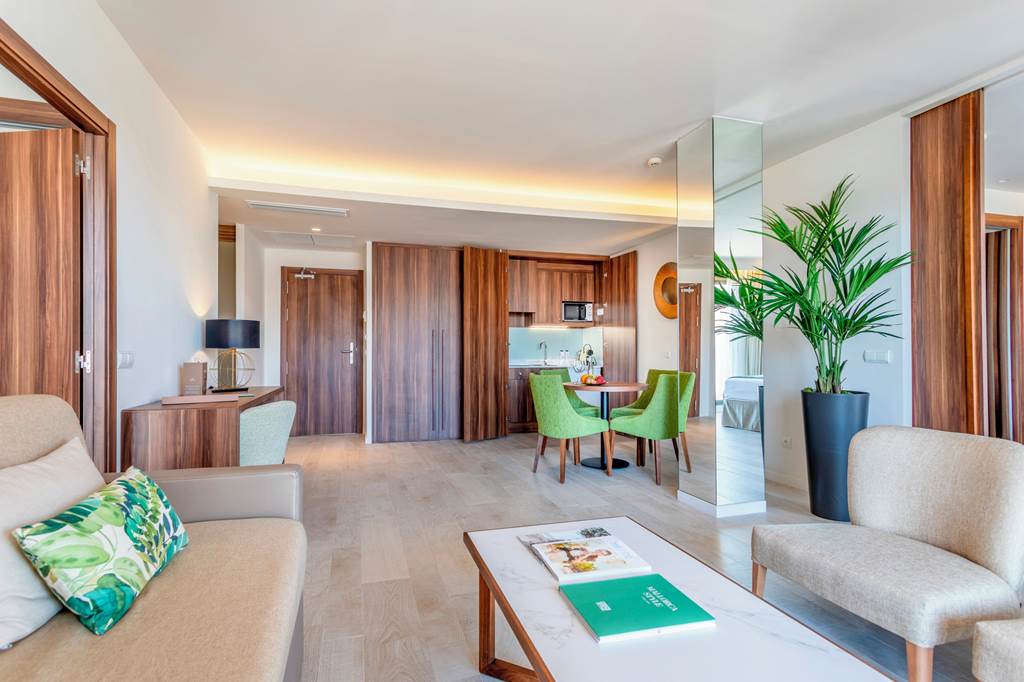 PMI_74443_Zafiro_Palace_Palmanova_0819_02