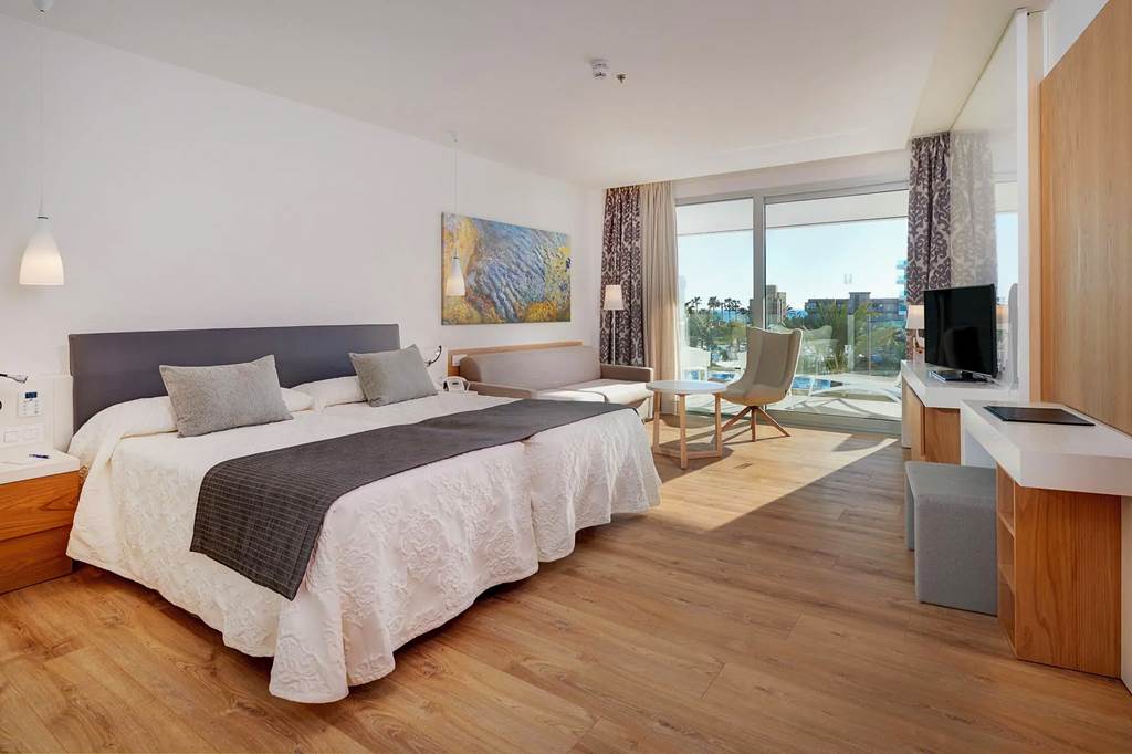 PMI_74501_Hipotels_Playa_de_Palma_Palace_1023_01