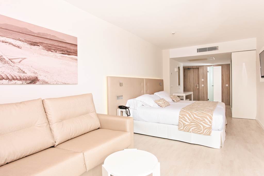 PMI_74661_IBEROSTAR_Cala_Millor_1116_07