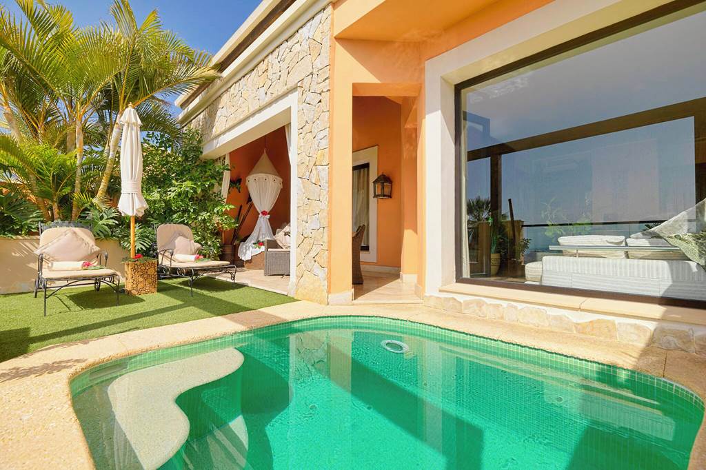 TFS_69705_Royal_Garden_Villas_0419_35