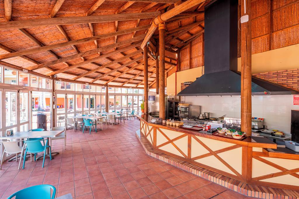 TFS_71224_Granada_Park_Apartments_0324_06