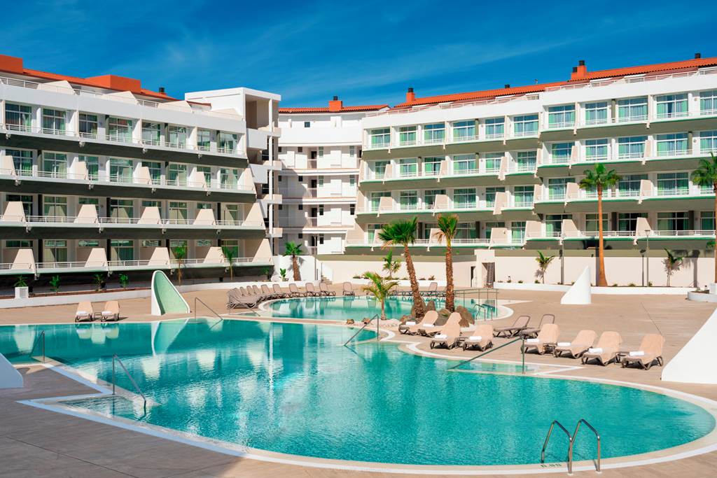 Gara Suites Golf & Spa