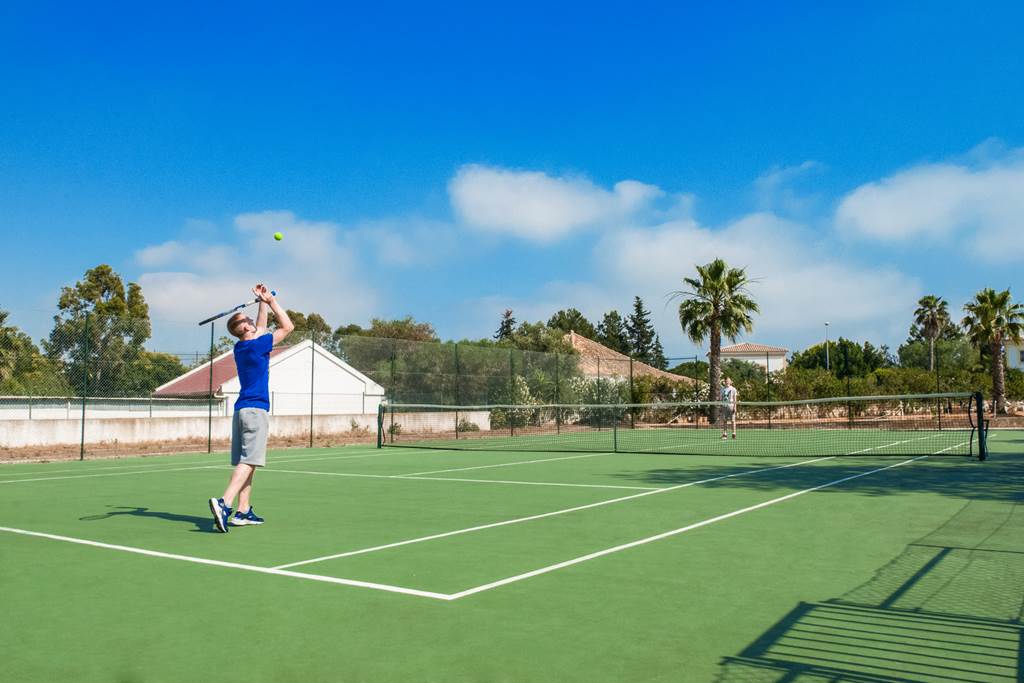 FAO_79341_Vitors_Plaza_Slide_Splash_0918_28