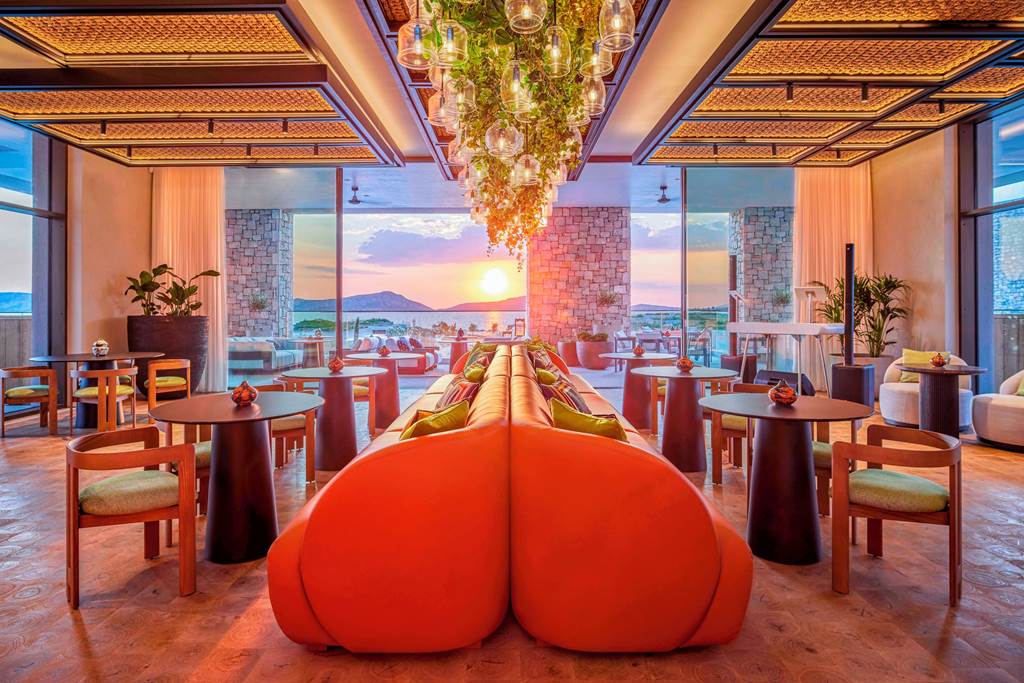 KLX_85207_W_Costa_Navarino_0323_31