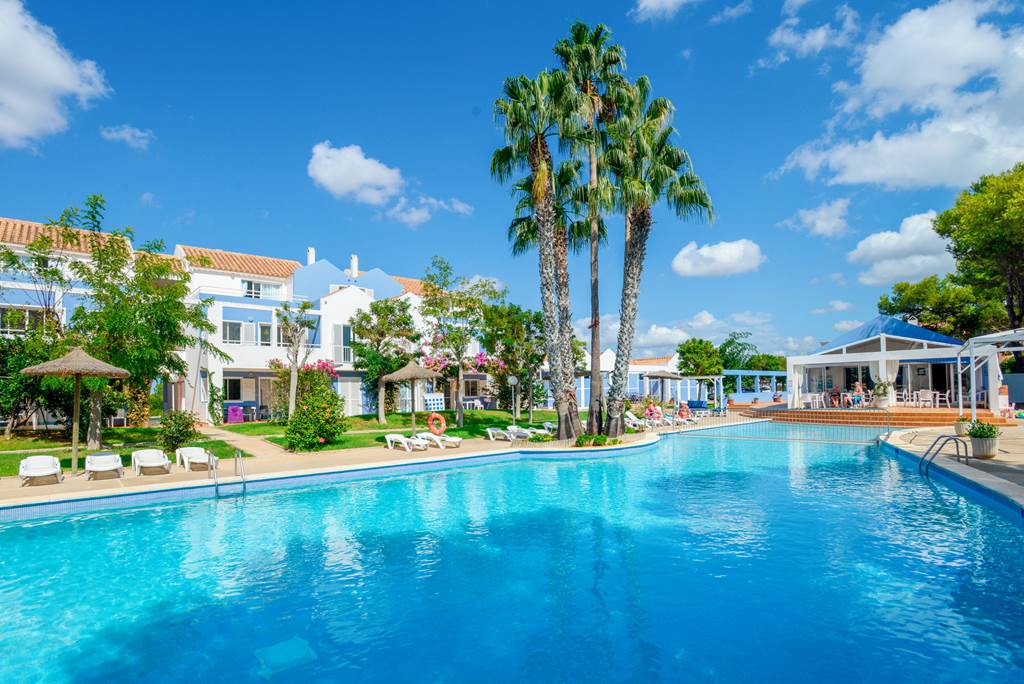 MAH_85401_Club_Ciudadela_Apartments_0923_09