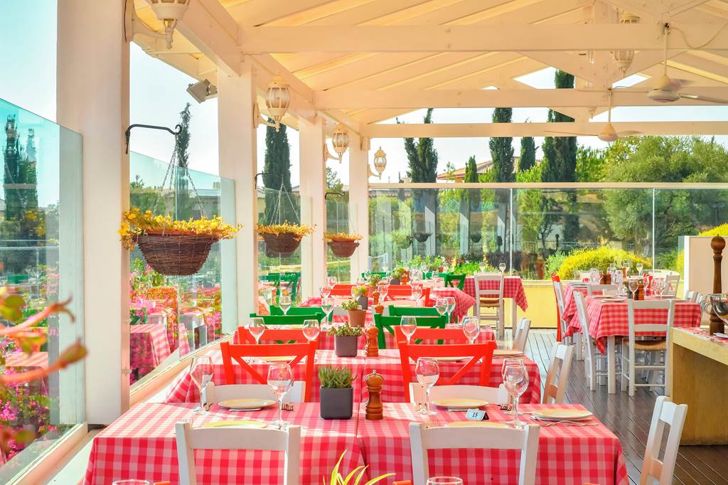 PFO_85907_Premium_Serviced_Two_Bedroom_1123_01