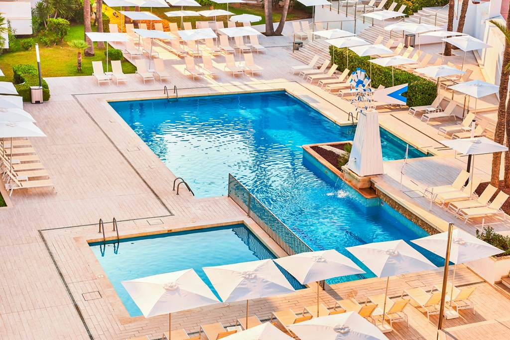 PMI_80692_Globales_Cala_Bona_Suites_0821_16