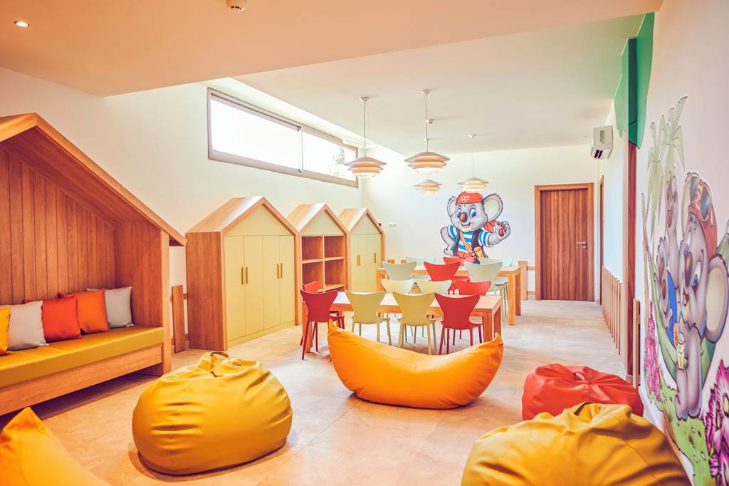 PMI_81176_Zafiro_Palace_Andratx_0721_25