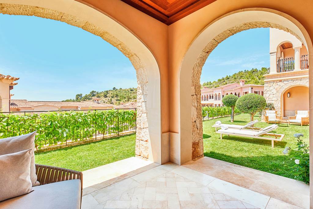 PMI_85056_Cap_Vermell_Grand_Hotel_0123_17