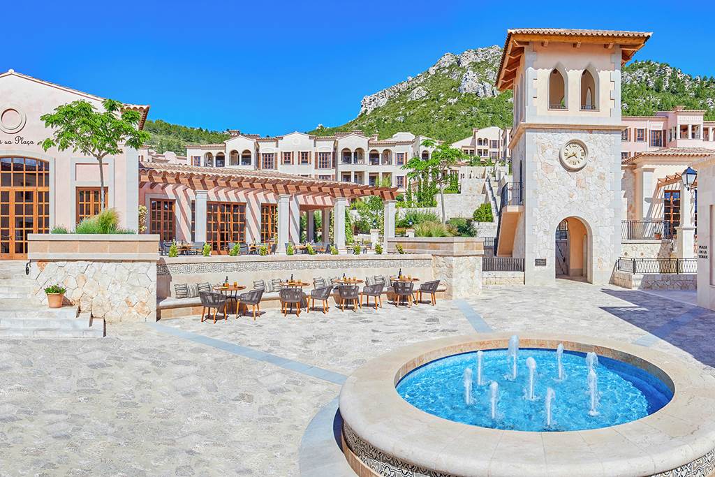 PMI_85056_Cap_Vermell_Grand_Hotel_0123_23