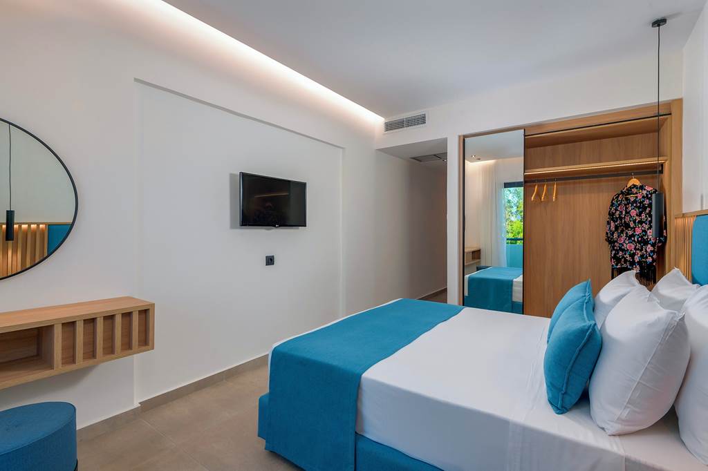 RHO_83420_Blue_Sea_Holiday_Village_0222_29