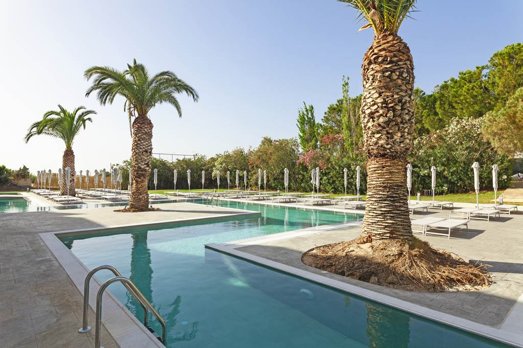 RHO_83420_Blue_Sea_Holiday_Village_0722_06